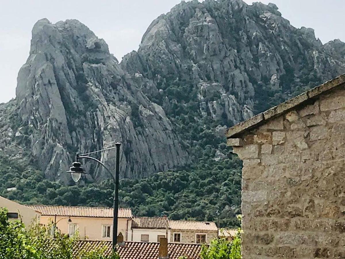 Place San Pantaleo : Jolie Maison Sarde Authentique Villa Bagian luar foto